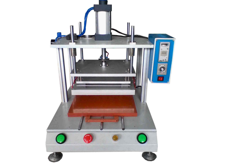 熱壓機(jī) 熱壓機(jī)