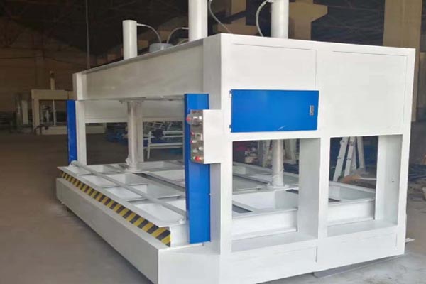 �A(y��)���C(j��)